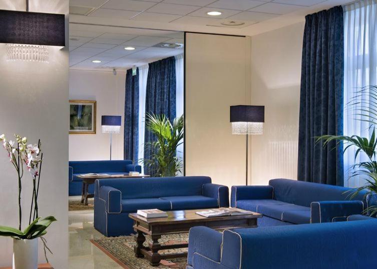 Hotel Lo Zodiaco Абано-Терме Экстерьер фото
