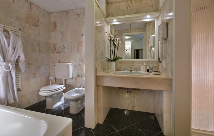 Hotel Lo Zodiaco Абано-Терме Экстерьер фото