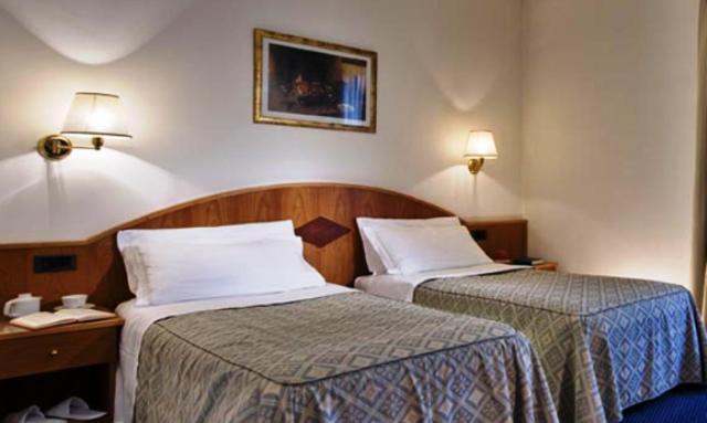 Hotel Lo Zodiaco Абано-Терме Экстерьер фото